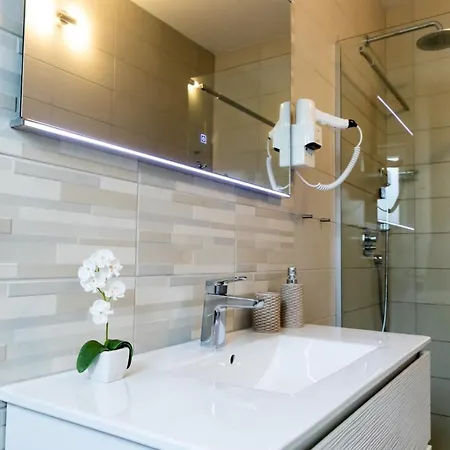 Sunny Adriatic Apartment